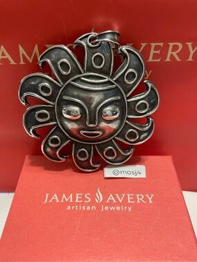 Retired James Avery Cara Del Sol Large Pendant